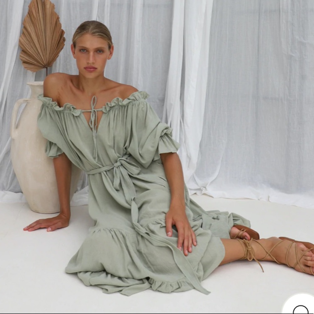 Hazel&Folk Emmaline gown in sage green one size